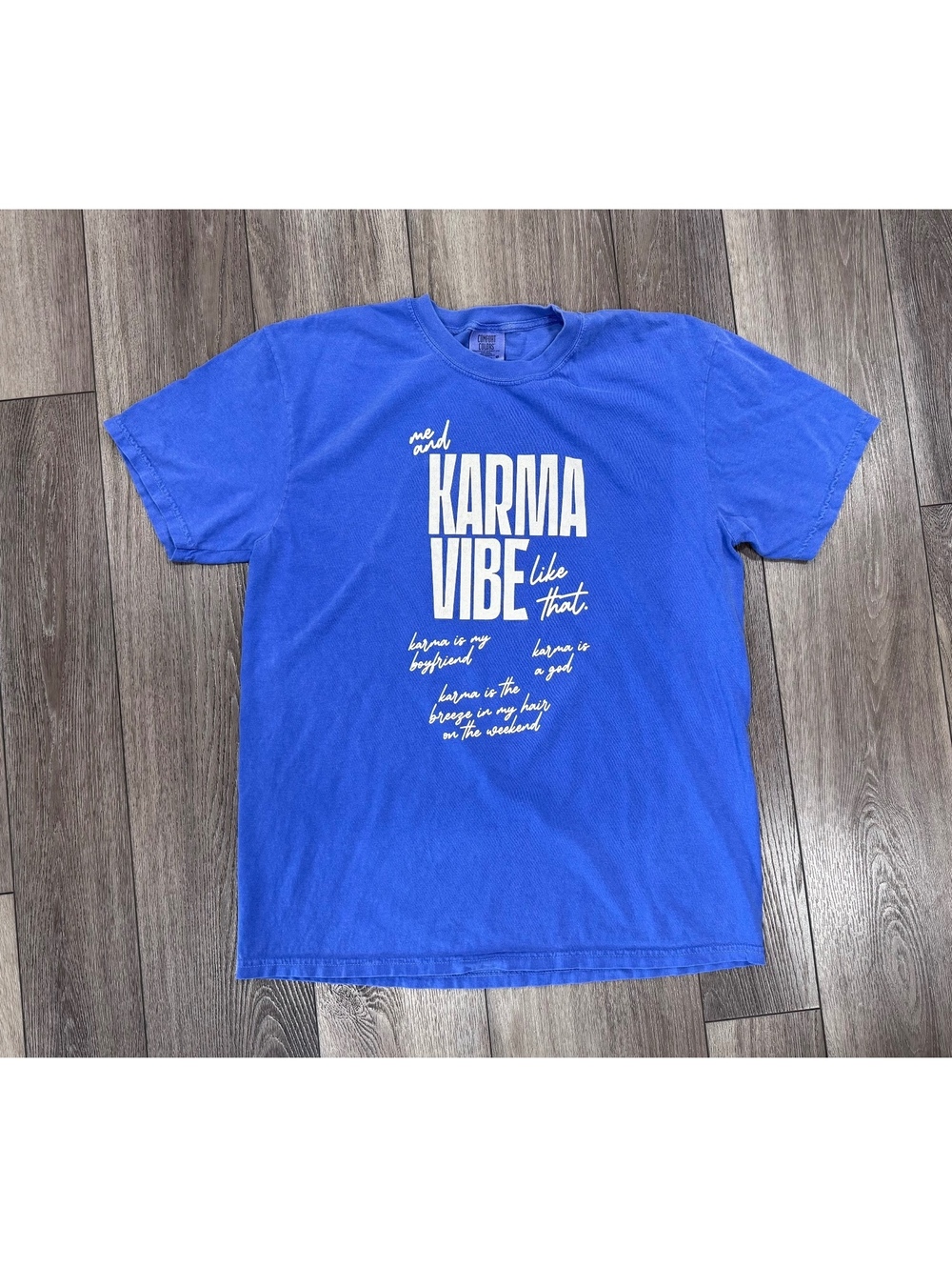 Comfort Colors Blue 'Karma Vibe' Graphic T-Shirt Size Large
